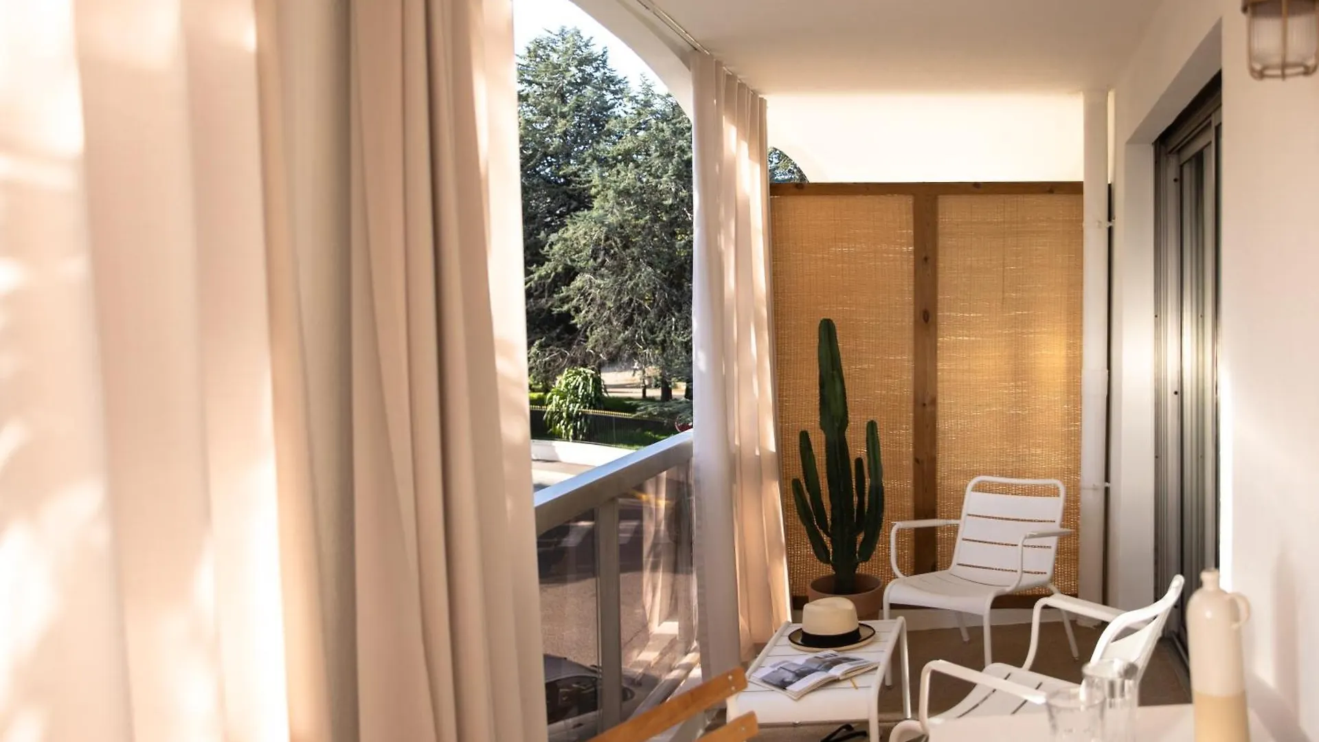 Mob Hotel Cannes